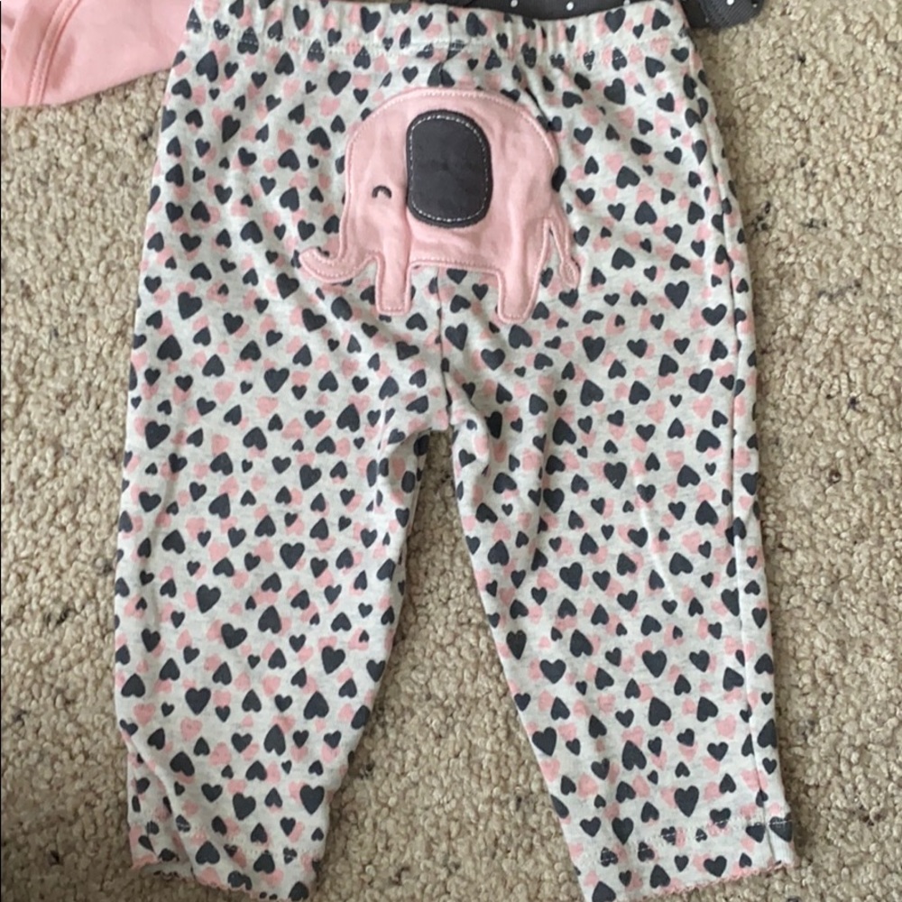 Carter’s 3 piece set - Picture 5 of 8